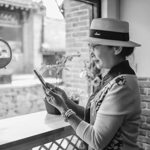 遊藏马山学拍人像