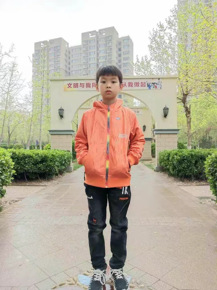 石家庄市现代城小学升旗仪式