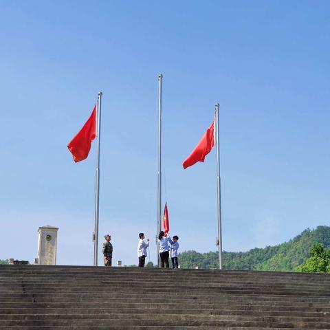 重走长征路  传承红军魂  共筑中国梦——记桥下小学二（5）班春游研学活动