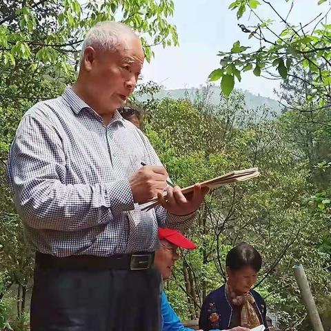 邀        请         函