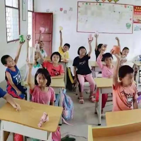 心中有绿，脚下留青  。  襄阳职业技术学院师范学院特殊教育学院小教2101褚应炀