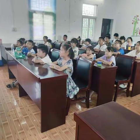 弘扬志愿精神，彰显青年担当