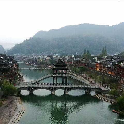 美丽的湖南凤凰古城(四)2022.5检