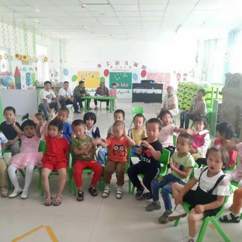 携手同行，家园共育