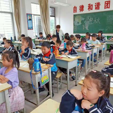 高陵课后服务校校行——桑家中心小学四年级一班暖心教育活动纪实