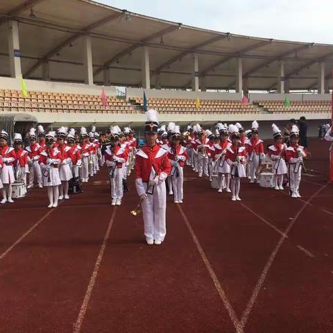 鼓乐花束童年礼，少年足球中国梦——市直属小学参加“市长杯”足球赛开幕式