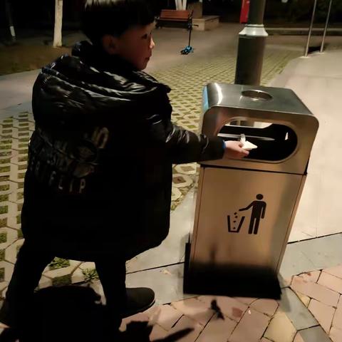 硒都小学109班（易懋鑫）