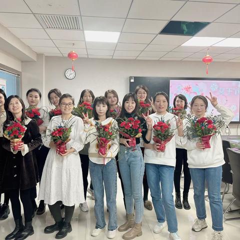 春暖开花🌼约会女神👑
