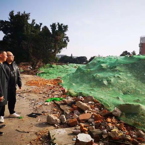 区发改局带队走访SM城市广场项目地块