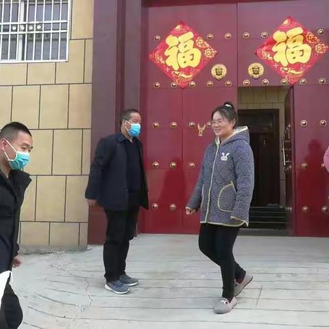 她的难题是我们的牵挂