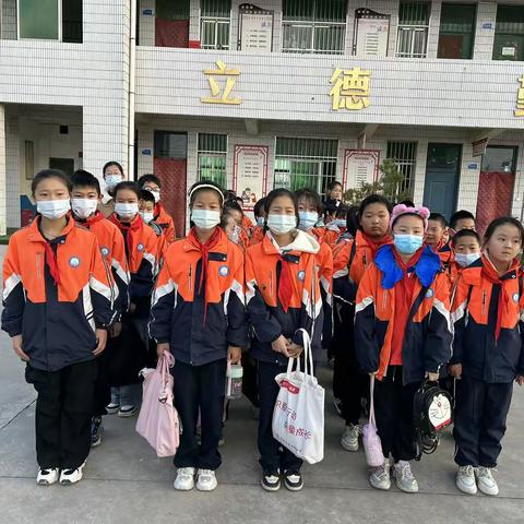 实践体验照亮前路  根植梦想扬帆远航--王庄镇中心学校师生走进渭南师范学院“一日大学体验主题活动”