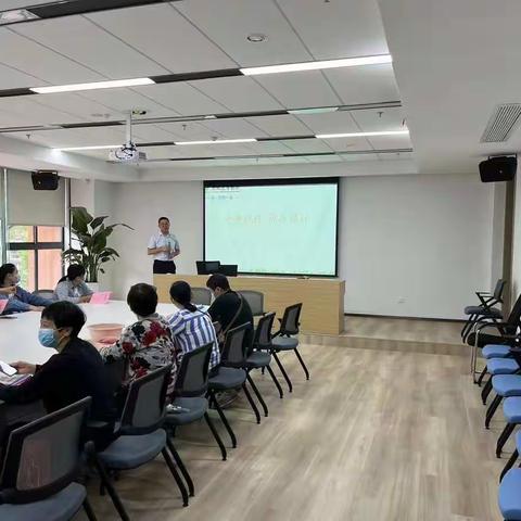 禾兴支行和阳光社区举办包粽子品民俗活动