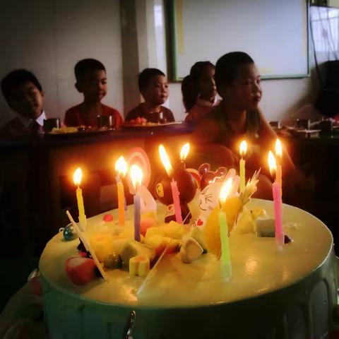 阳光新世纪幼儿园——阳光八班毕业Party