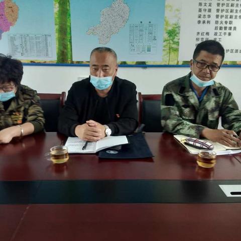 韩家园林业局副局长许宗学深入椅子圈管护区座谈调研