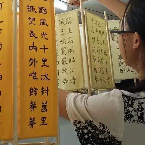 暑假学生作品与宫灯的结合