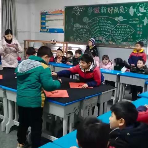 冬意浓浓，春意暖暖——英发学校书法社团“写福迎春暖心田”