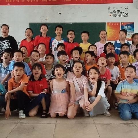 衡阳市英发学校书法社团课掠影之一