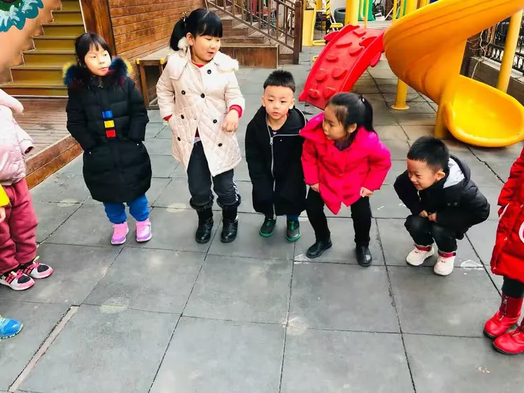 大一班户外游戏——🥕萝卜蹲🥕