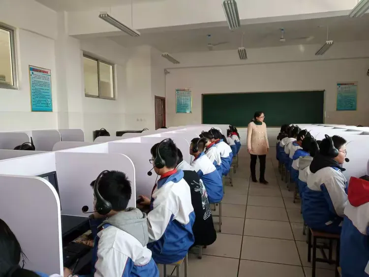 辛勤耕耘,静待花开——兴安街道白芬子初级中学英语听说素养展示活动