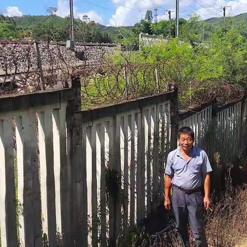 加强巡护 确保铁路安全