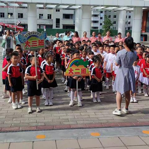 【幼小衔接】走进小学 憧憬未来 ——素卿幼儿园大班走进任之恭小学”活动