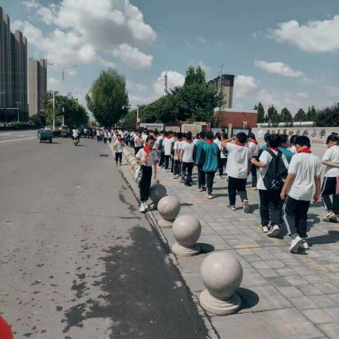 为爱守护濮阳县第四实验小学三年级十一班值日录，这小一周很快就过去了，我忙的不亦乐乎，我收获满满继续加油！