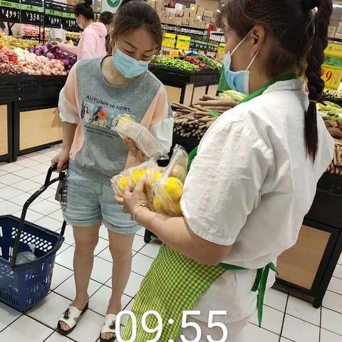 服务理念在我心，服务标准看我行。