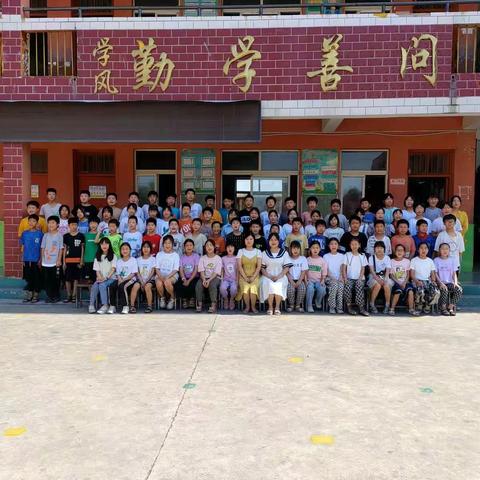 时光荏苒，情谊久存