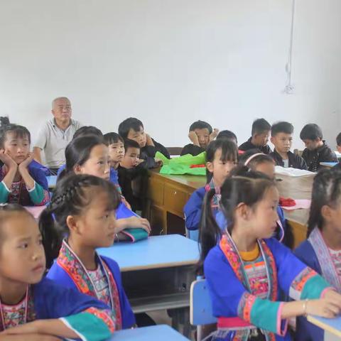 广西三江：与祖国共成长 与时代同进步