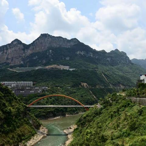 黔路漫漫