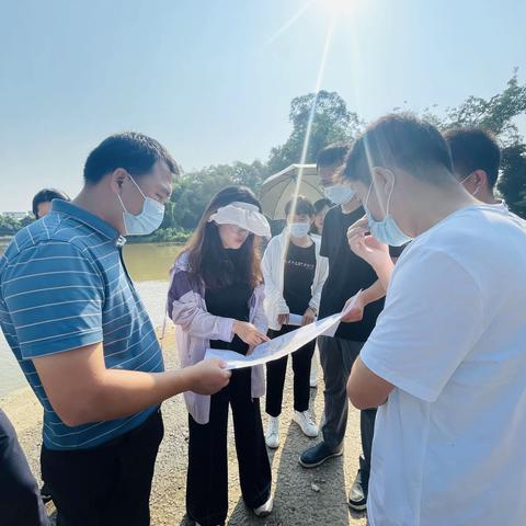 省治水办组织赴劣五类水体现场调研指导