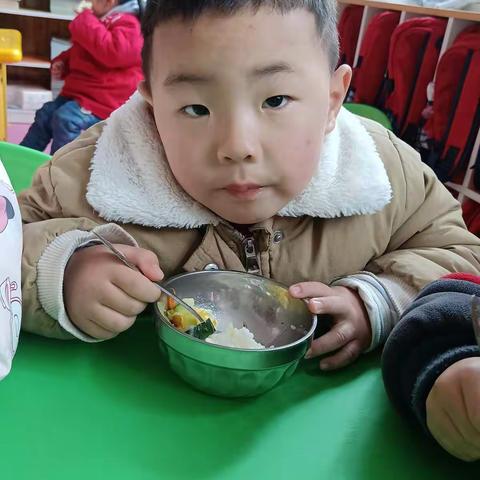 [庆祝][庆祝][庆祝]热烈欢迎👏👏老生小朋友们回家，欢迎👏👏新生小朋友们加入小一，