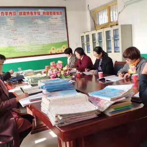 市教研室、光明共同体、午汲中心校领导到上泉中心小学指导教学工作