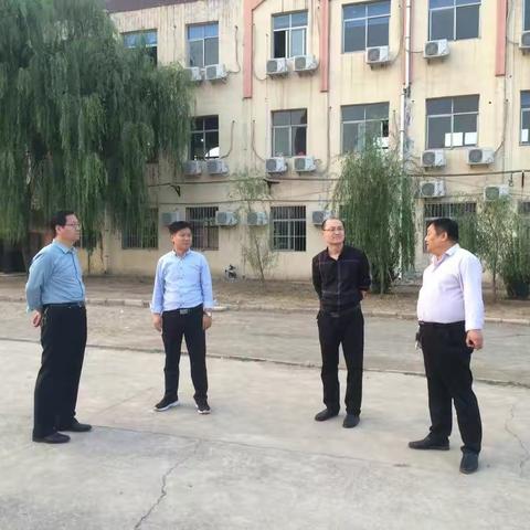情系教育，不忘初心——市教育局领导深入午汲镇上泉中心小学视察工作
