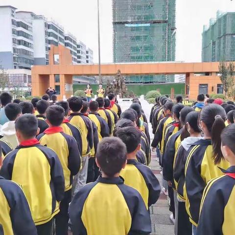 用心浇灌      静待花开 ——实验一小六（7）中队学期工作总结