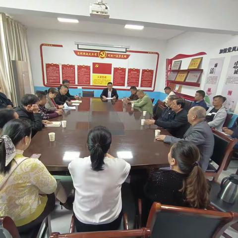 张岭村党支部组织开展主题教育“以学促做”主题党日活动