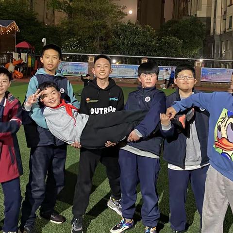 学校里的朝朝暮暮