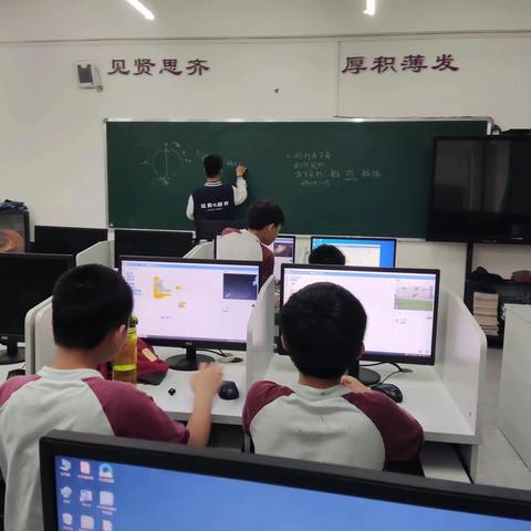 2023年春季青鸟实验学校~scratch编程基础班结课啦！