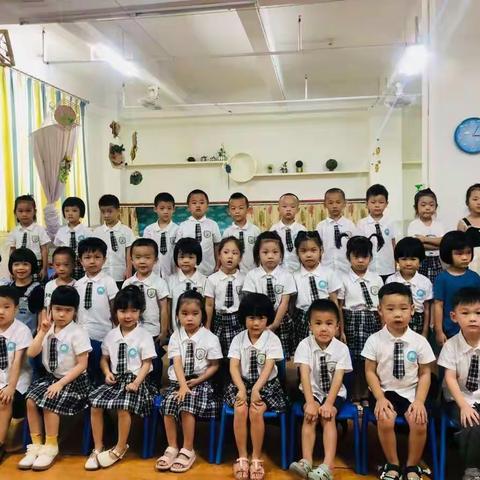 聪明果幼儿园2022年大一班学期回顾