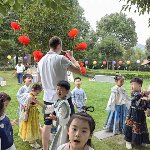 月满中秋🌕，喜迎国庆🇨🇳