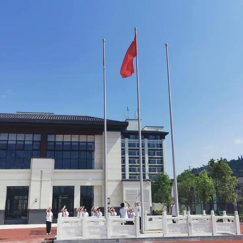 践行党的二十大 青春共筑中国梦