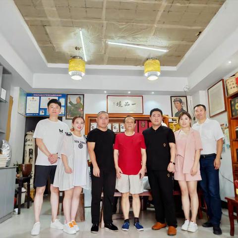 弘扬传统文化，打造书香门第一一与索常然大师讲学团相聚