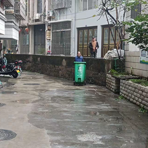 【玉海街道】永胜门社区开展解放三期卫生整治工作