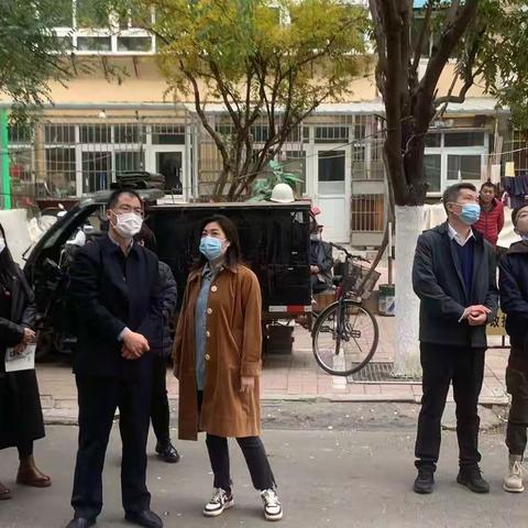 济南市委宣传部副部长王庆会到东关街道泺河社区督导创城工作