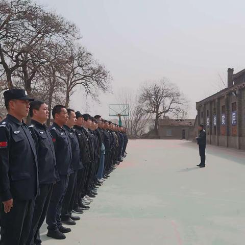 春雷催人醒         闻号奋争先