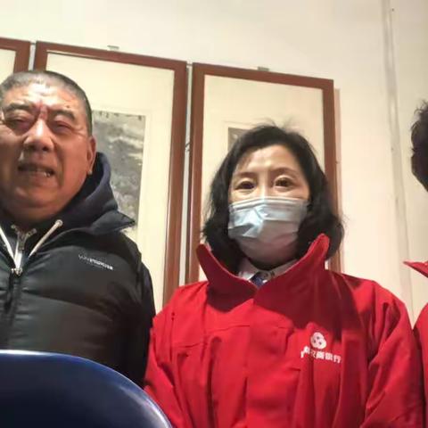 礼遇道德模范 弘扬时代新风——润丰管辖行大观园支行走访道德模范颜惠生老人