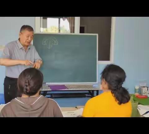 教师节的歌《老师》                              马斌词 李恒林曲