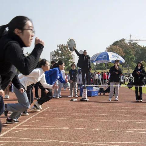 广告12202班吴曼云第二次摄影作业