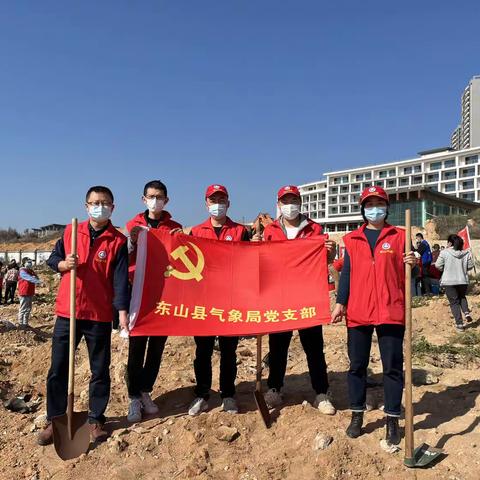 东山∶为海岛的春日充“植”