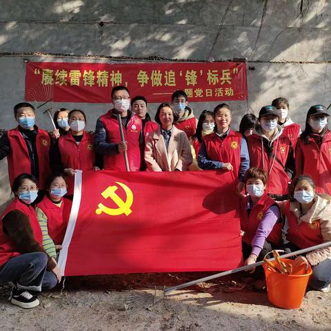 东山：学习雷锋精神   共树文明新风